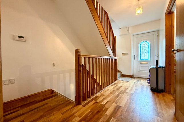 5 Well Street, Merthyr Tydfil photo 2