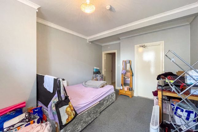 Flat 2, 7 Albion Road, Kent photo 3