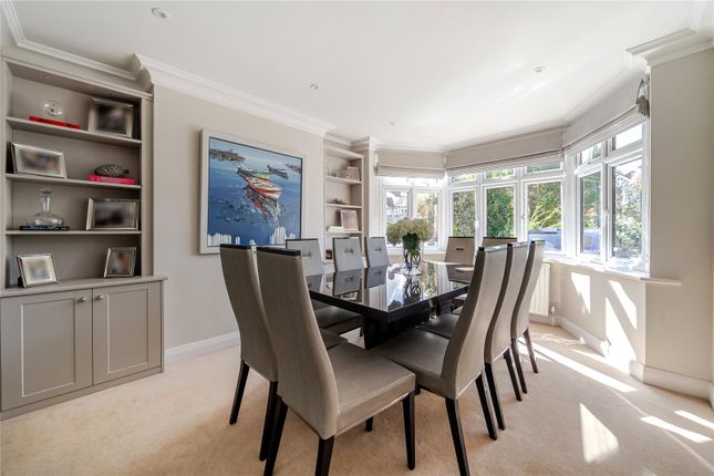 17, Sandy Way, Walton-On-Thames photo 4
