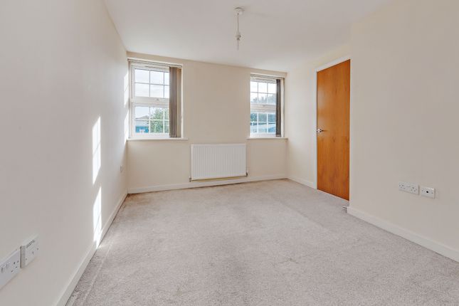 Flat for sale in Howard Court, Howard Close, Waltham Abbey