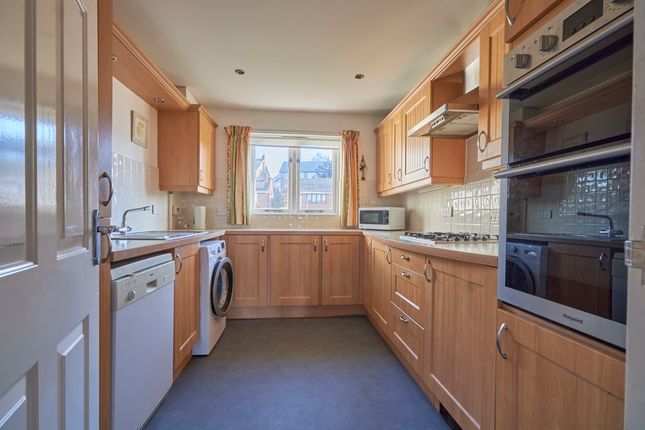 8 Waring Bowen Court, Mill Road, Exeter photo 3
