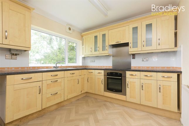 7, Springfield Road, Penzance photo 4