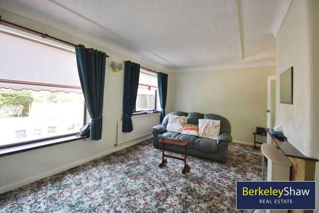 12, Meadway, Liverpool photo 3