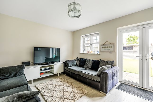 46 Burton Avenue, Tonbridge photo 4