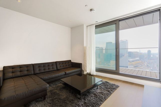 Charrington Tower, Biscayne Avenue, London photo 2
