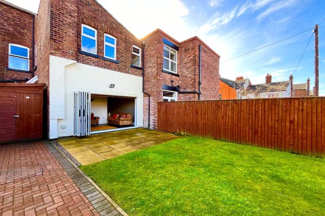 Semi-detached house for sale in Kiln Lane, Dentons Green