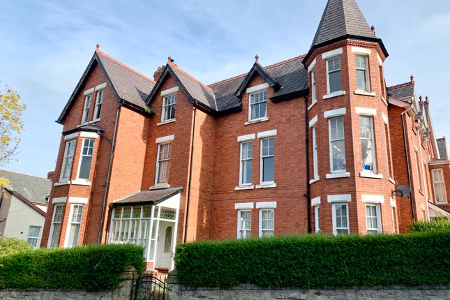 Thumbnail Property to rent in Coed Pella Road, Colwyn Bay
