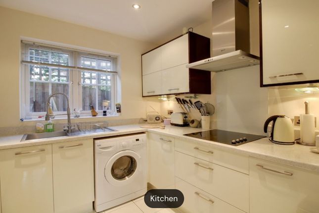 11 Great Park Close, Teignmouth photo 3