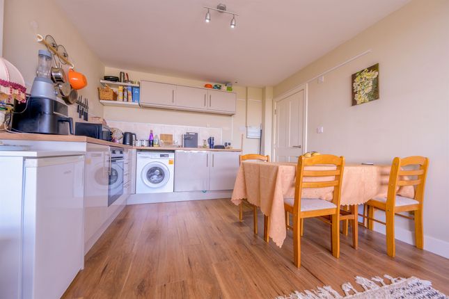 Flat 39, Clarendon House, 8-12, Station Road, Kettering photo 4