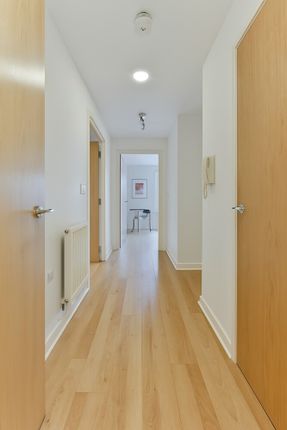 Burcher gale grove, PECKHAM photo 5
