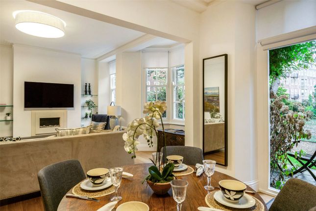 Coleherne Court, London photo 2