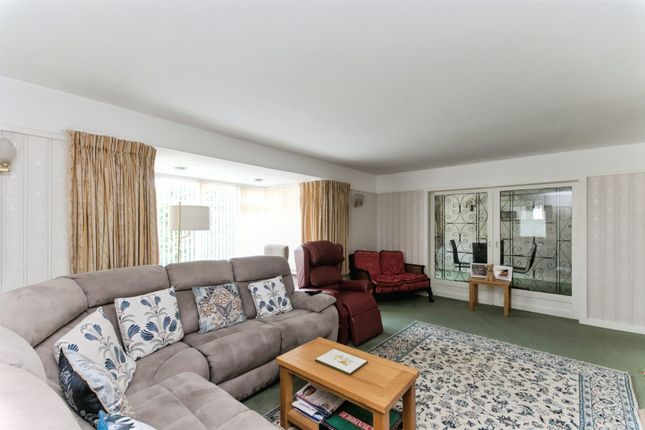 Eastwood Lodge, Maple Avenue, Bexhill-On-Sea photo 3