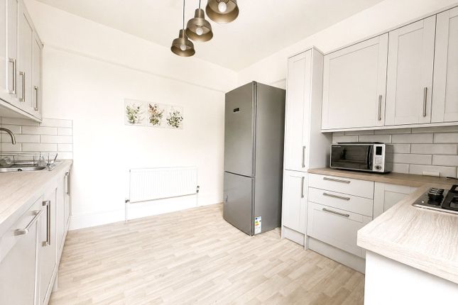 167a, Culverley Road, London photo 2