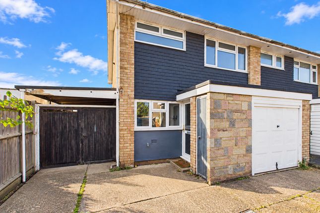 28, Birch Close, Benfleet photo 2