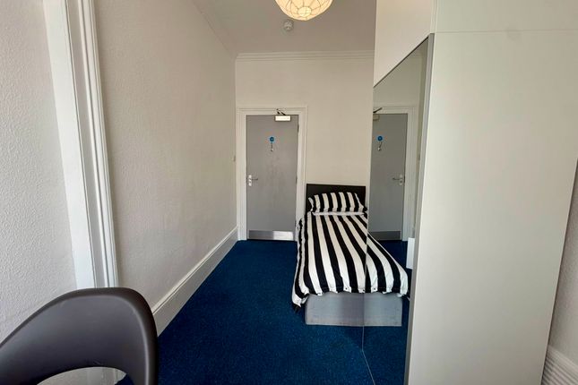 Queen's Gate Terrace , ICL/South Kensington  photo 5