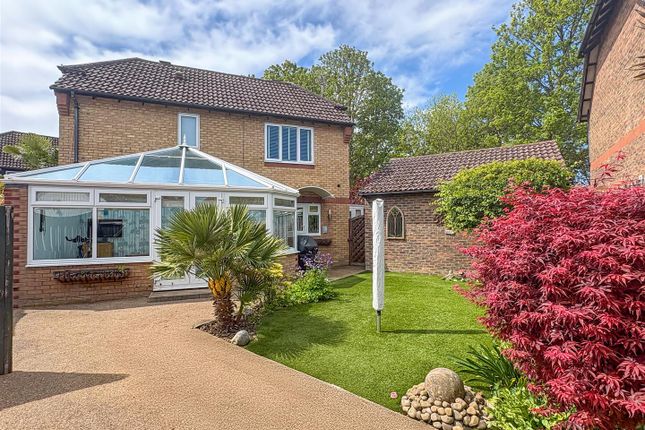 4, Hutchinson Close, Littlehampton photo 4