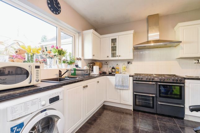 Terraced house for sale in Hastings Avenue, Margate