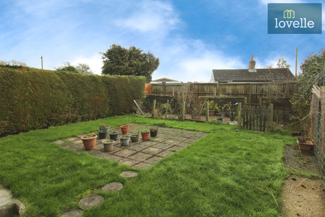 8, Carlton Park, Manby photo 2