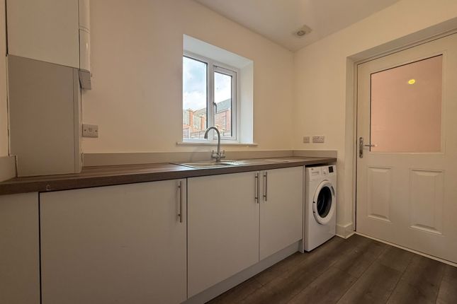 9, Colwick Grove Masbrough, Rotherham photo 3
