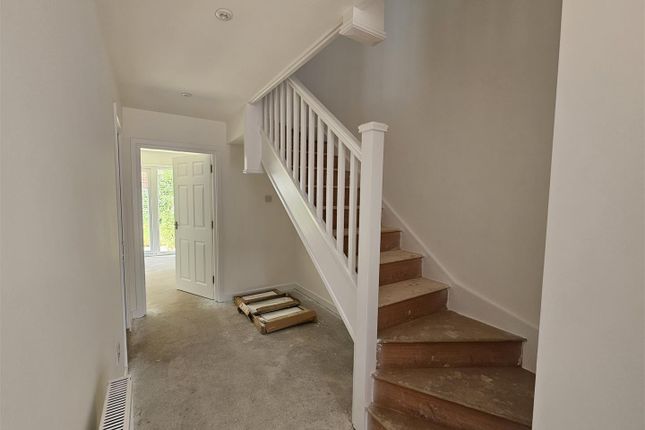 6A, Mount Pleasant Road, Aldershot photo 2