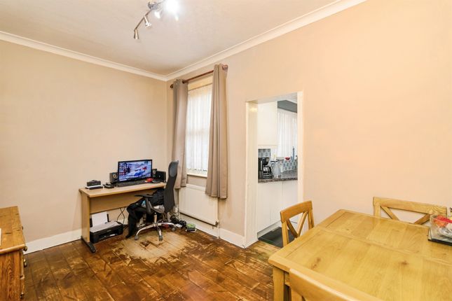 79, Lorne Park Road, LOWESTOFT photo 4