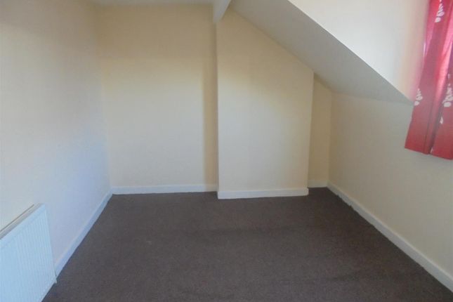Terraced house for sale in Westbourne Place, Beeston, Leeds
