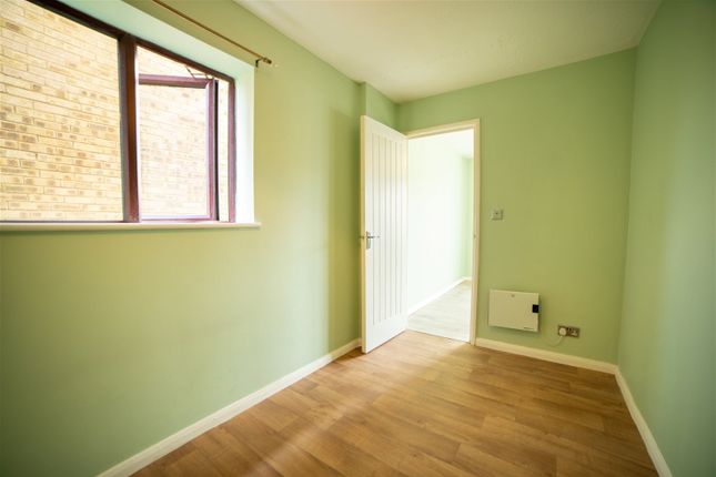 Flat for sale in Western Road, Deal