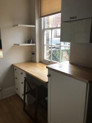 Studio to rent in Mile End Road, London
