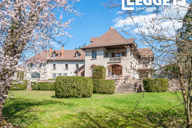 Villa for sale in Thizy-Les-Bourgs, Rhône, Auvergne-Rhône-Alpes