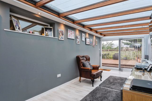 14, Cadnant Drive, Flintshire photo 4