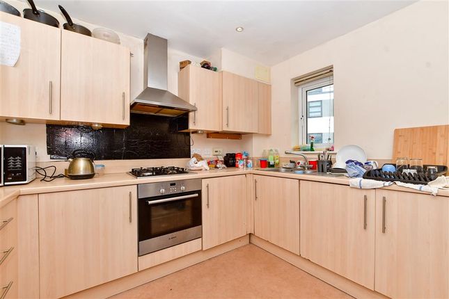 Flat for sale in Kendra Hall Road, South Croydon, Surrey