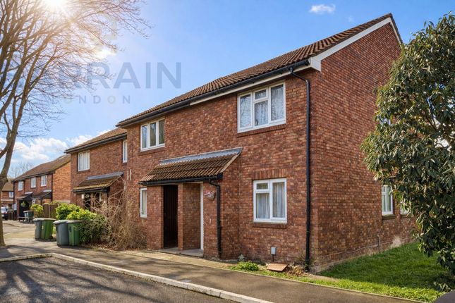 1-bed house on 43 Boultwood Road, London, £270,000