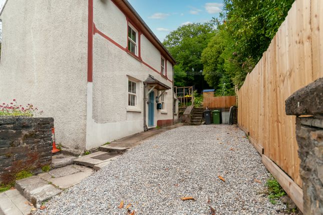 Detached house to rent in Heol Gleien, Lower Cwmtwrch, Swansea, West Glamorgan