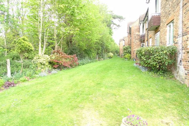 Property to rent in Hertswood Court, Hillside Gardens, Barnet