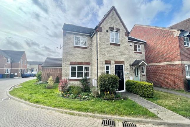 Thumbnail Terraced house for sale in Vervain Close, Bicester