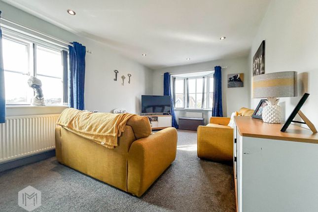 7 Calverleigh Close, Bolton photo 2