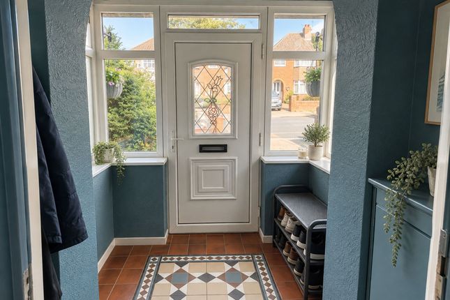 57 Kenmore Road, Manchester photo 2
