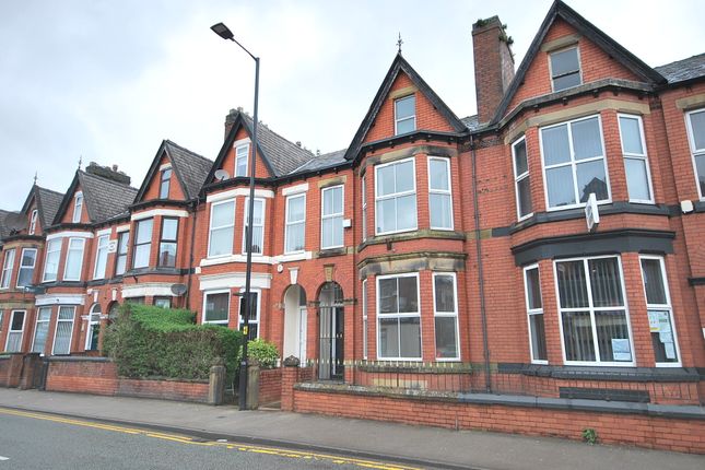 Property for sale in Railway Road, Leigh