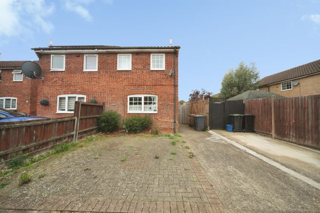 2-bed terraced on Buzzard Road, Luton, £270,000