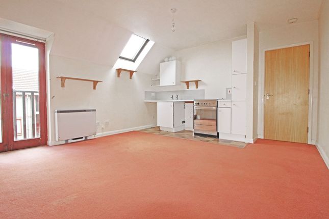 17 St. Georges Court, Huntingdon photo 3