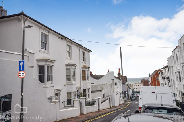 Thumbnail Flat for sale in Clifton Place, Brighton, East Sussex