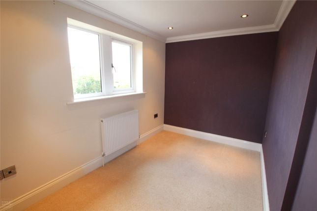 Detached house to rent in Woodside Road, Huddersfield