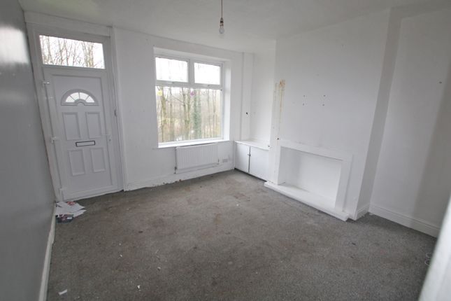 84, Clayton Street, Colne photo 2