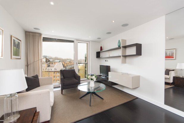 Thumbnail Flat to rent in Gatliff Road, Chelsea
