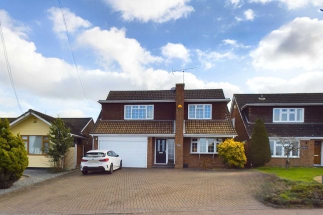 Thumbnail Detached house for sale in London Road, Crays Hill, Billericay