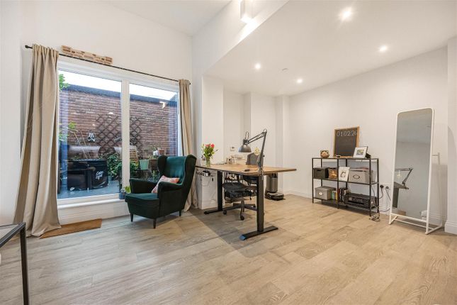 Flat 30, 23, Joseph Huntley Walk, Reading photo 3
