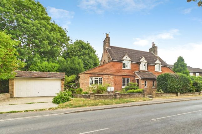 Flagstones, North Heath Lane, Horsham photo 2