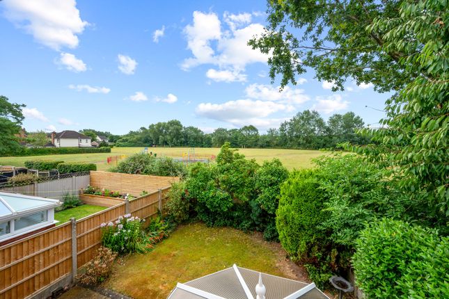 29 Wiltshire Close, Warrington photo 4