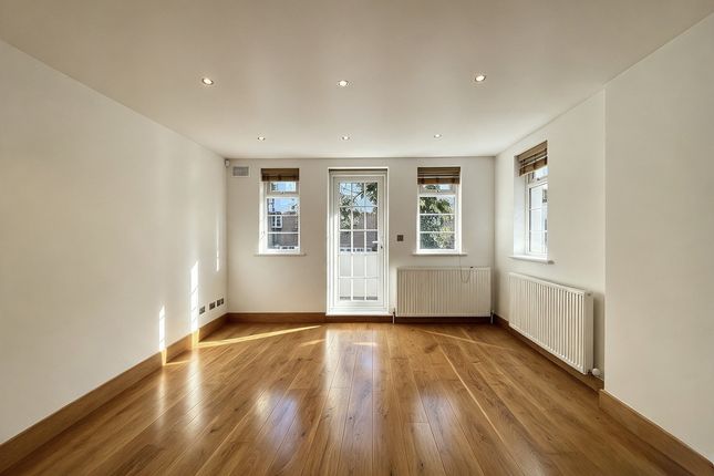 46 Cecil Court, Addiscombe Road, Croydon photo 2