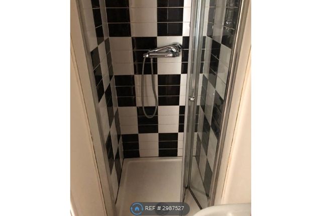 Flat, Stamford St, Ilkeston photo 4